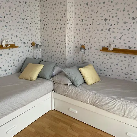 بيت للعطل Casa Con Jardin بو دي يانيس
