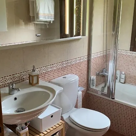 Casa Con Jardin Holiday home Poo De Llanes